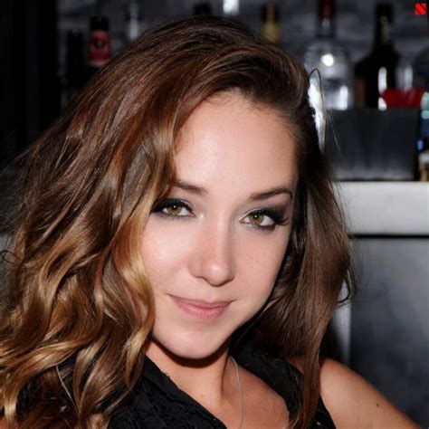 Remy LaCroix biografía, edad, altura, esposa, net。